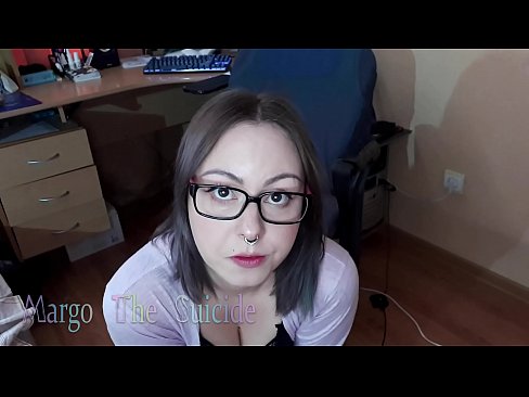 ❤️ Seksi djevojka s naočalama duboko siše dildo na kameri ❤️ Super porno u pornografiji bs.91sesex101.top ❤